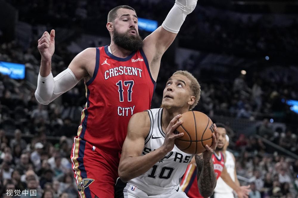 在现代足球 在现代足球